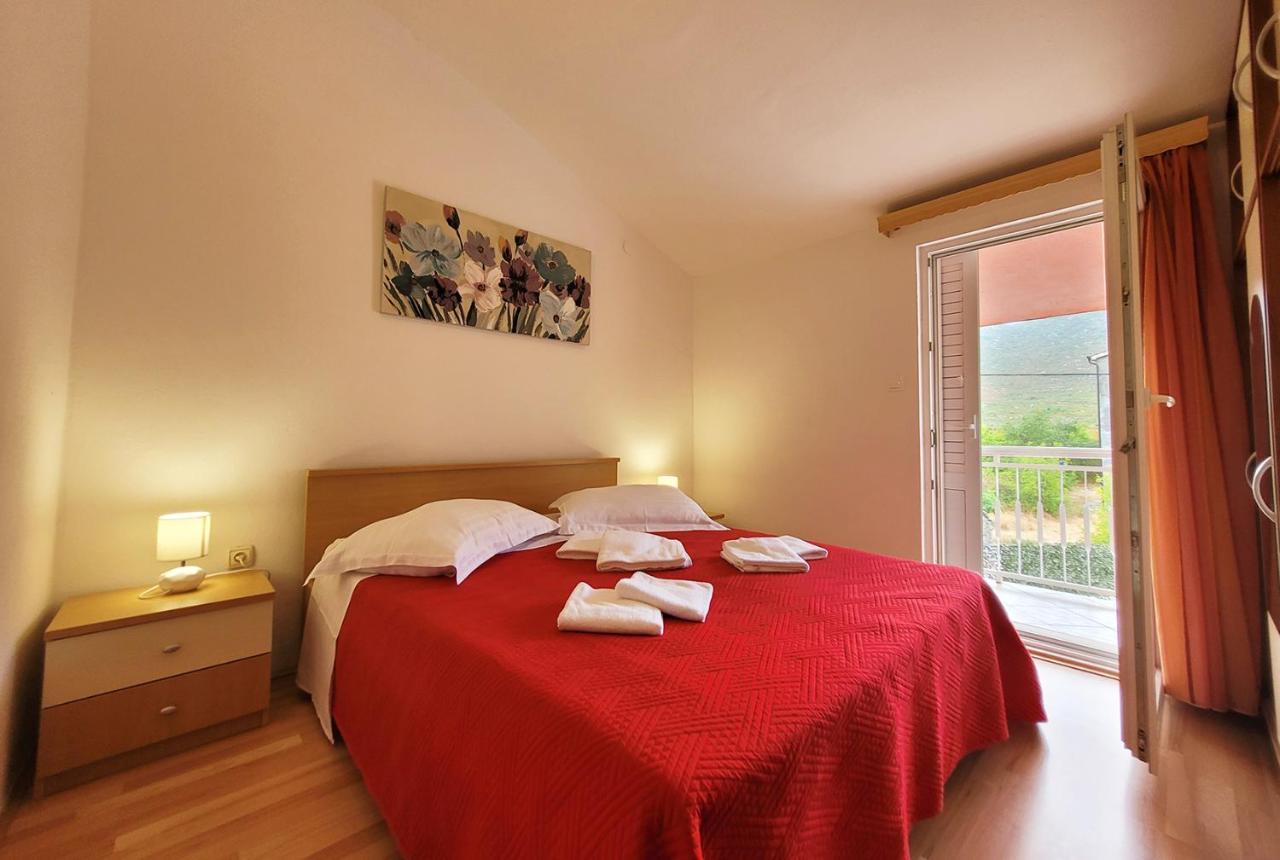 Luxury Villa Poquito Zagvozd 外观 照片