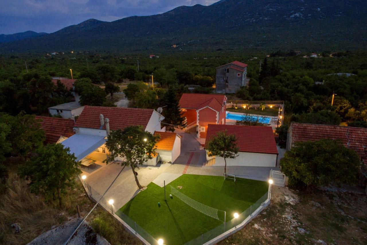 Luxury Villa Poquito Zagvozd 外观 照片
