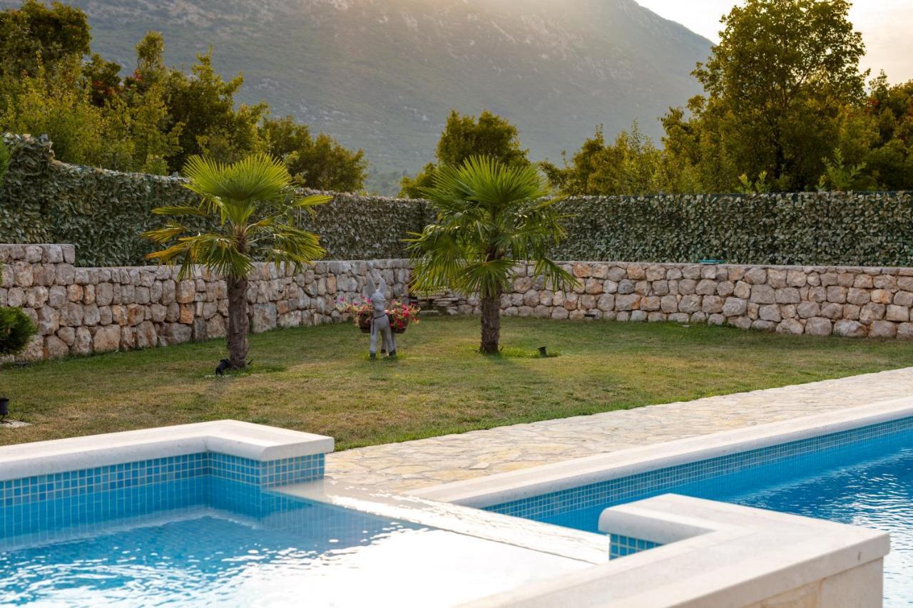 Luxury Villa Poquito Zagvozd 外观 照片